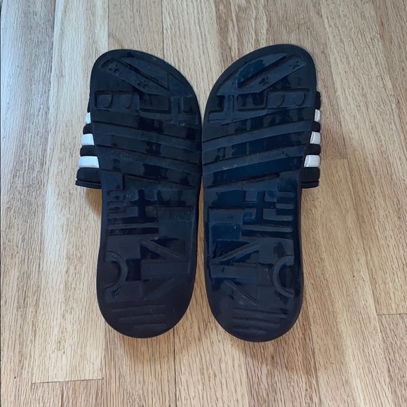 Adidas slides - Picture 5 of 5